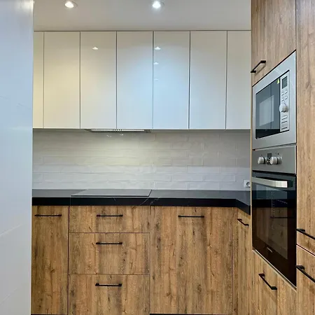 Stunning 3bd, 2bh With Pool, Bbq Terrace Holiday home