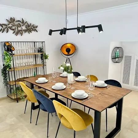 Stunning 3bd, 2bh With Pool, Bbq Terrace Holiday home