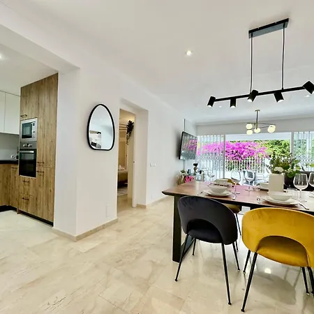 Stunning 3bd, 2bh With Pool, Bbq Terrace *